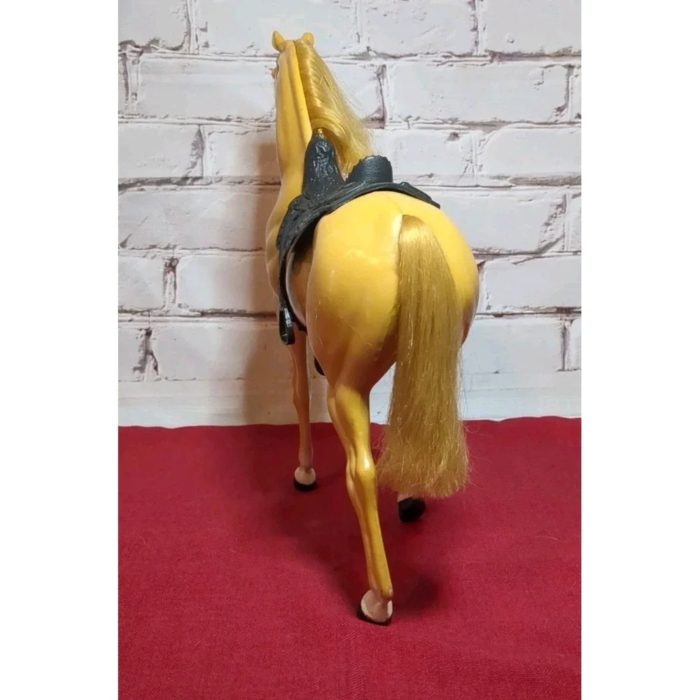 Vintage Mattel 1980 Dallas‎ Barbie Doll Golden Palamino Horse 12